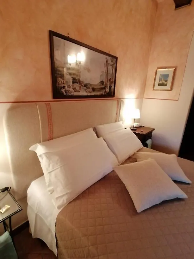 Hotel Le Volpaie San Gimignano 3*,